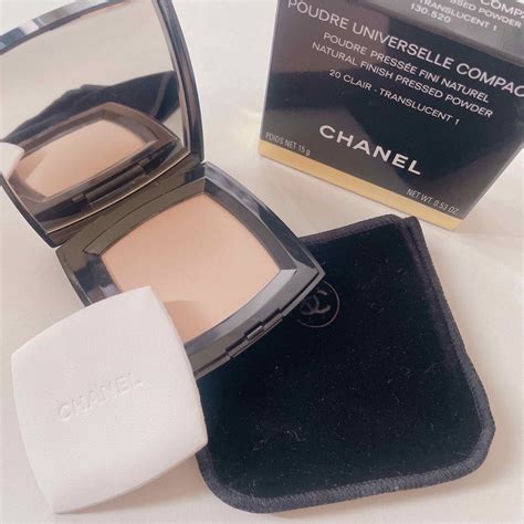 chanel プードゥル ユニヴェルセル コンパクト